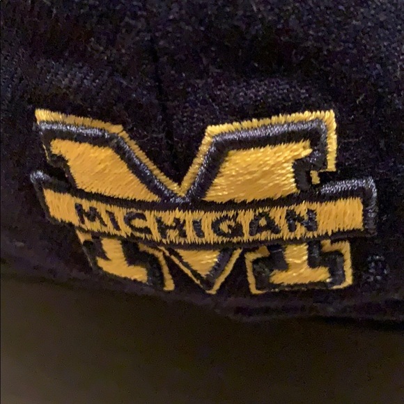 Two College Baseball Caps, Michigan & UNC, used GC - Picture 4 of 6